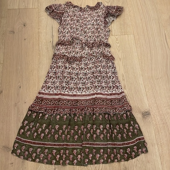 Faherty Bonita Block Print Midi Dress Apple
Baum Red Flutter Sleeves M - Picture 6 of 12